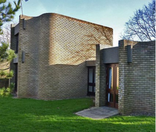 Photograph of the Houses for Visiting Mathematicians at the Gibbett Hill Campus