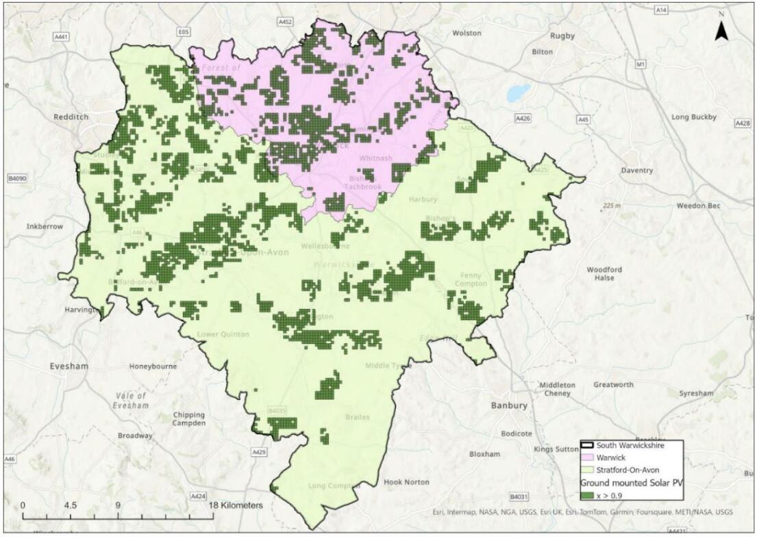 Map of the South Warwickshire area on an accurate base map with Stratford on Avon District shaded in pale green and Warwick District shaded in pale pink. Across the map are pixels shaded in dark green depicting key locations for ground mounted solar Photo-Voltaics. The green pixels are more densely concentrated in the north of the area, with notable cluster to the west of Stratford-upon-Avon and north of Warwick.