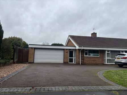 A photo of a bungalow of The Shrubberies